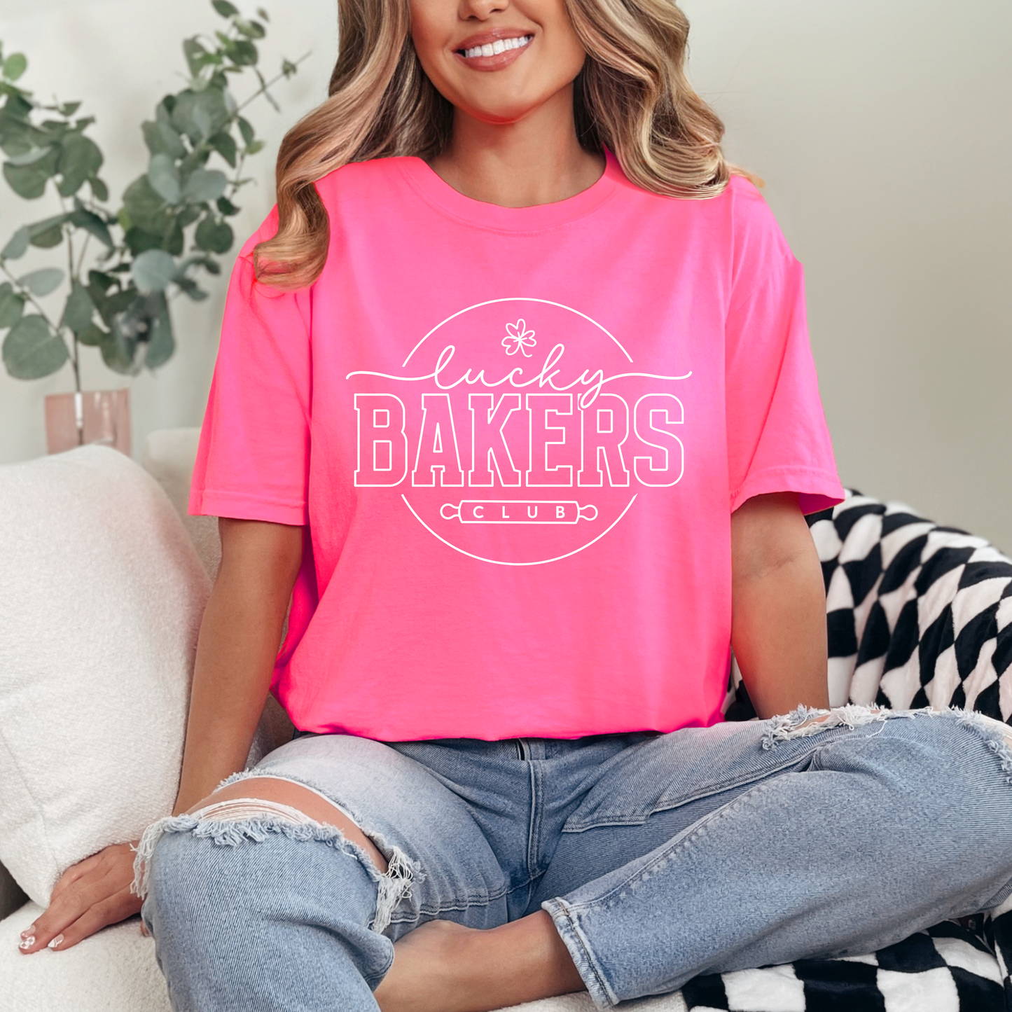 Lucky Bakers Club - T-Shirt