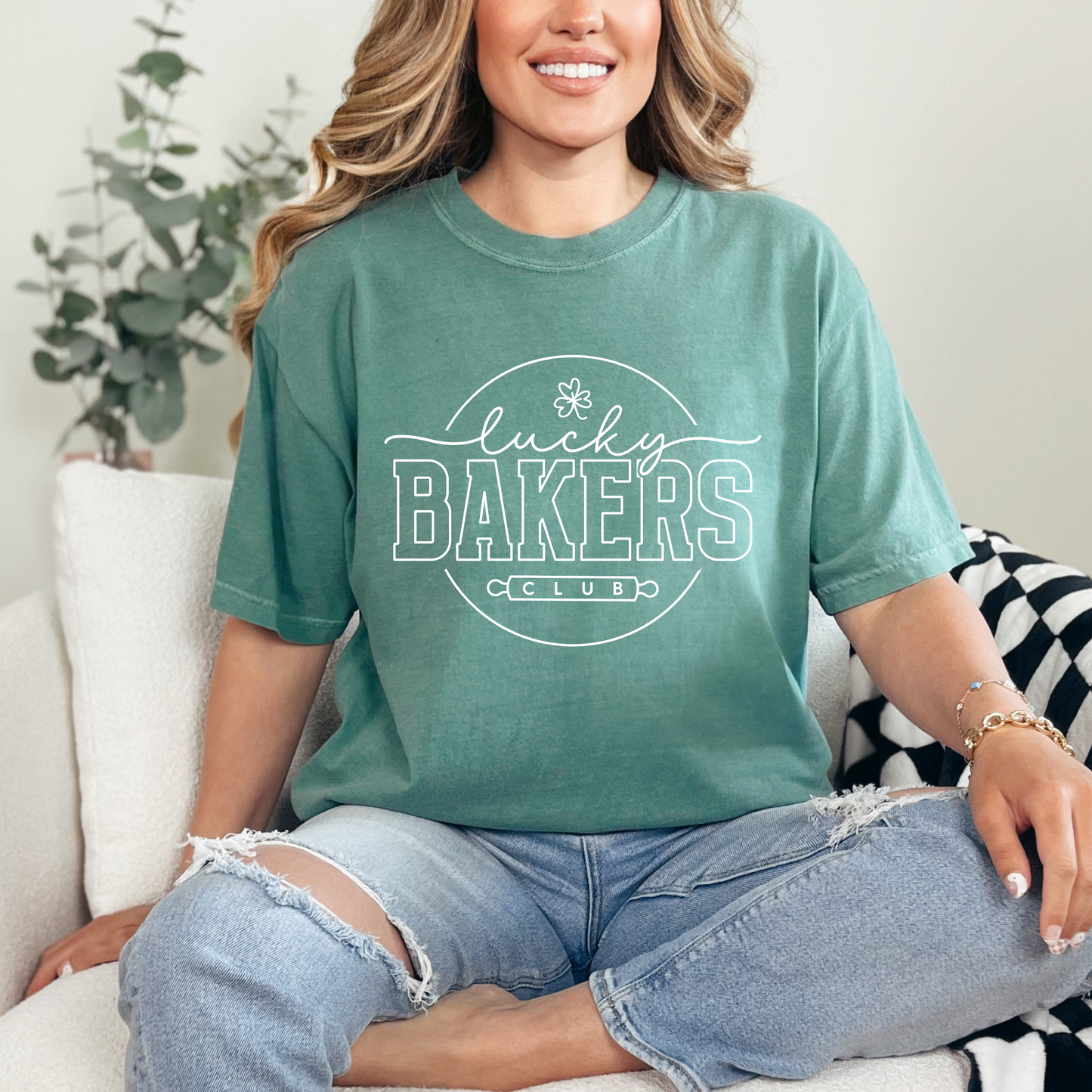 Lucky Bakers Club - T-Shirt