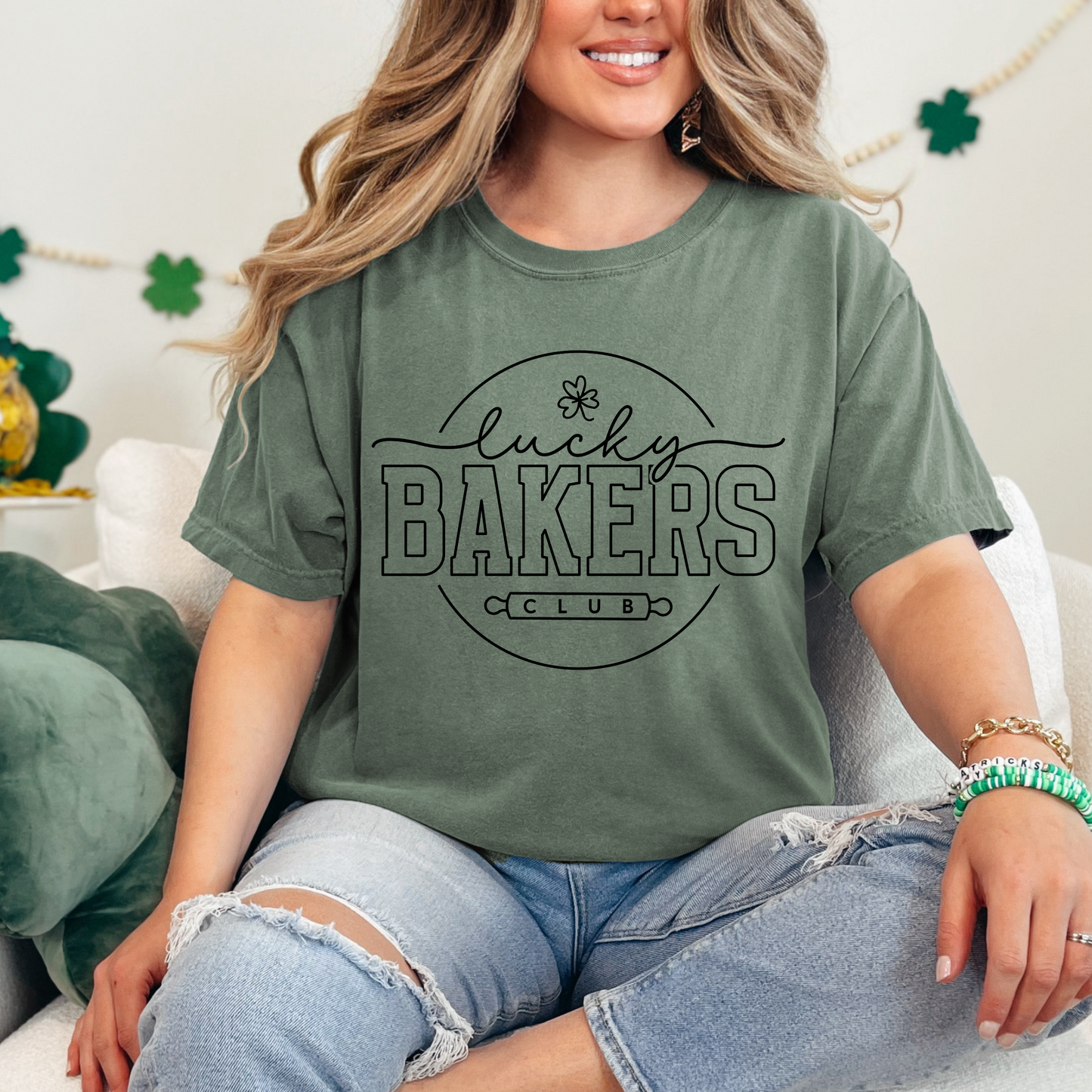 Lucky Bakers Club - T-Shirt