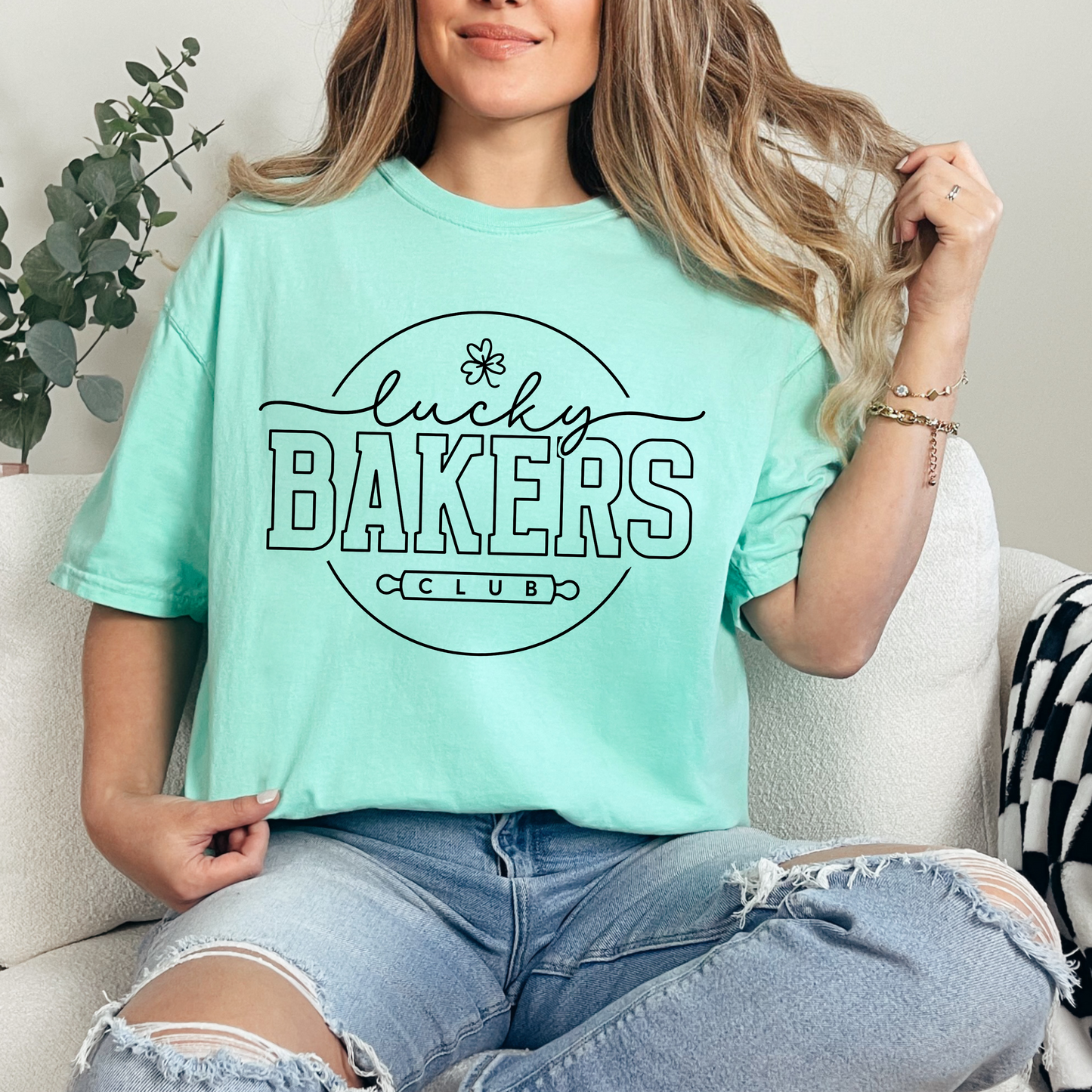 Lucky Bakers Club - T-Shirt