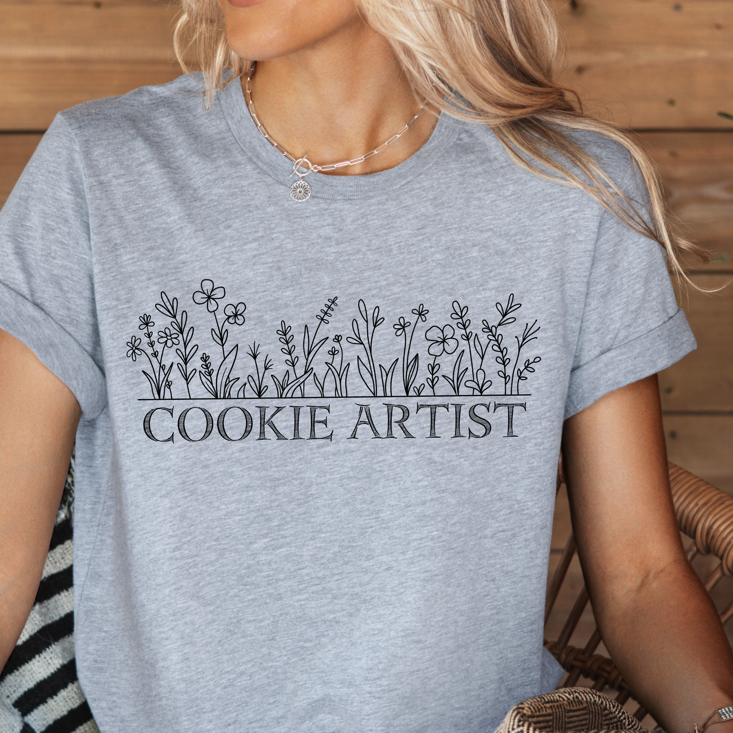Floral Cookie Artist - T-Shirt
