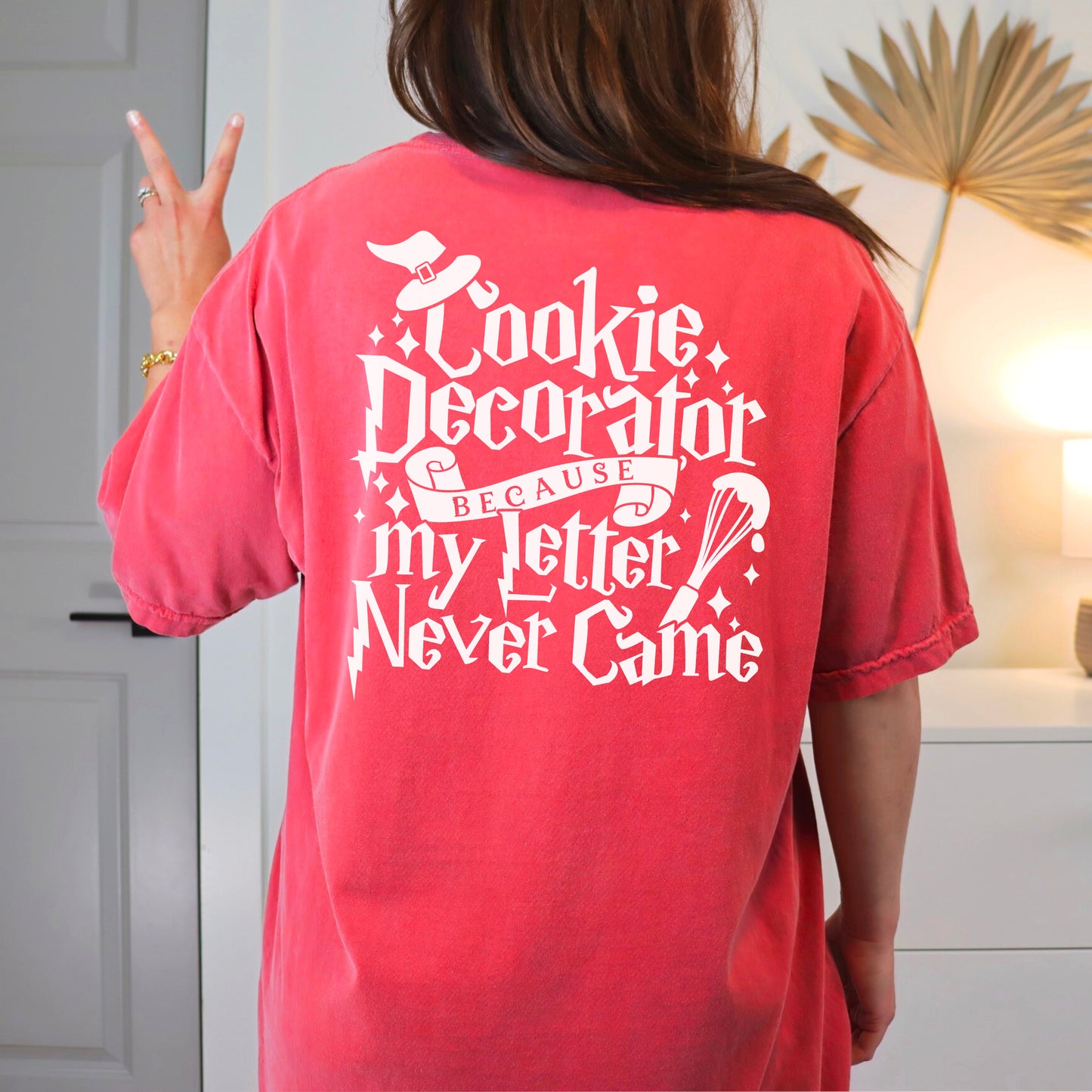 Cookie Decorator Wizard Inspired (Whisk) - T-Shirt
