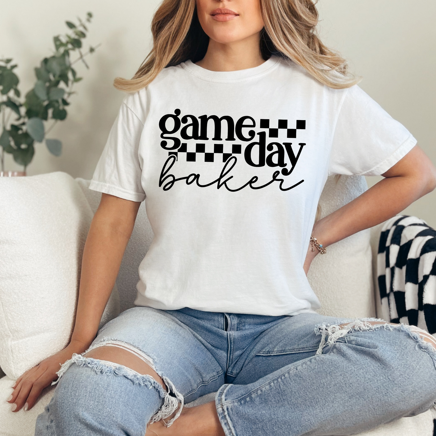 Game Day Baker [Black Design] - T-Shirt