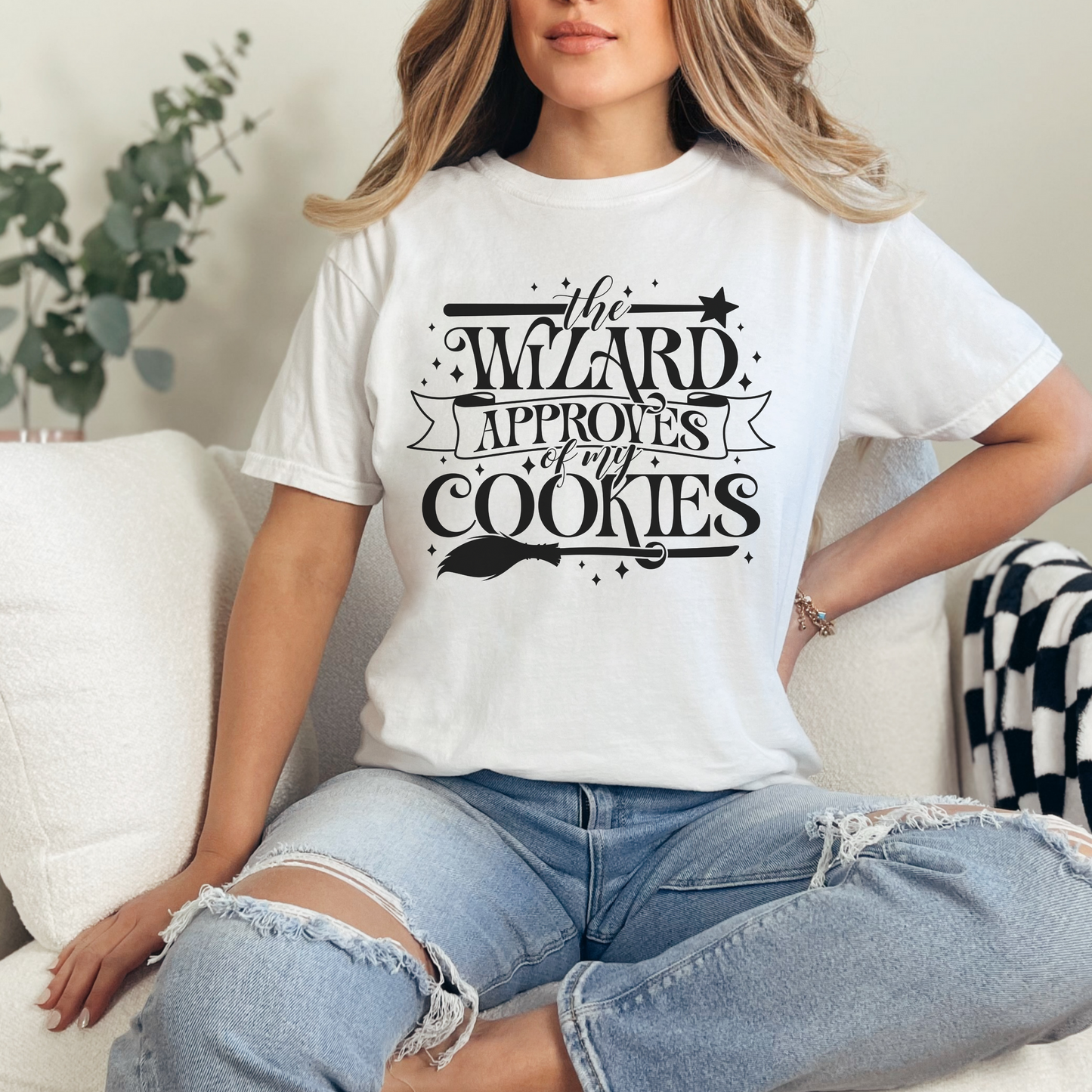 The Wizard Approves Of My Cookies  - T-Shirt