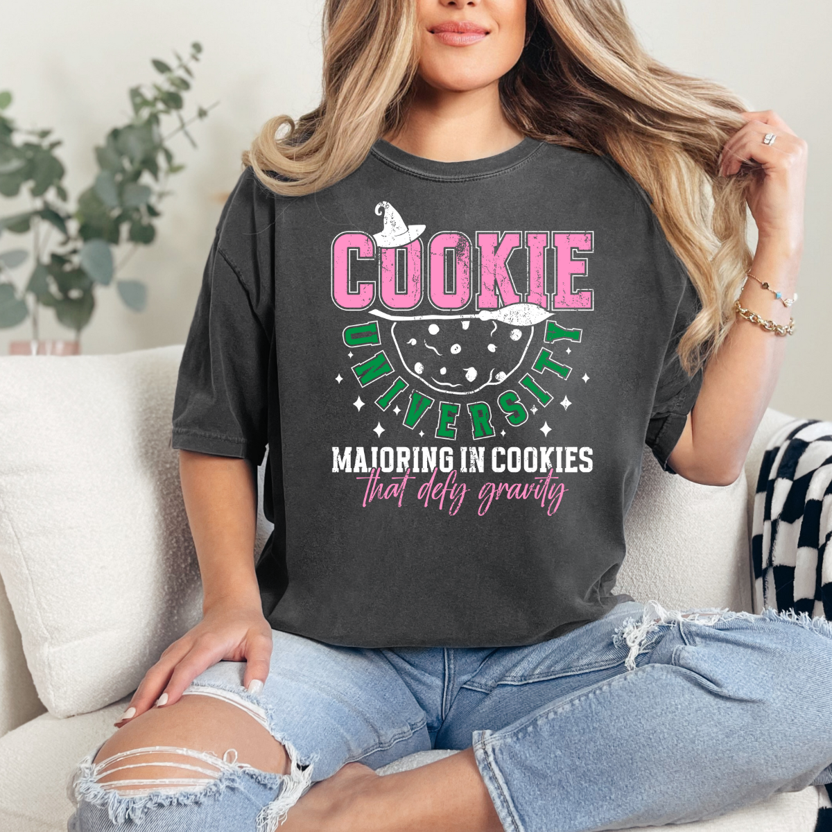 Cookie University Majoring In Cookies That Defy Gravity - T-Shirt