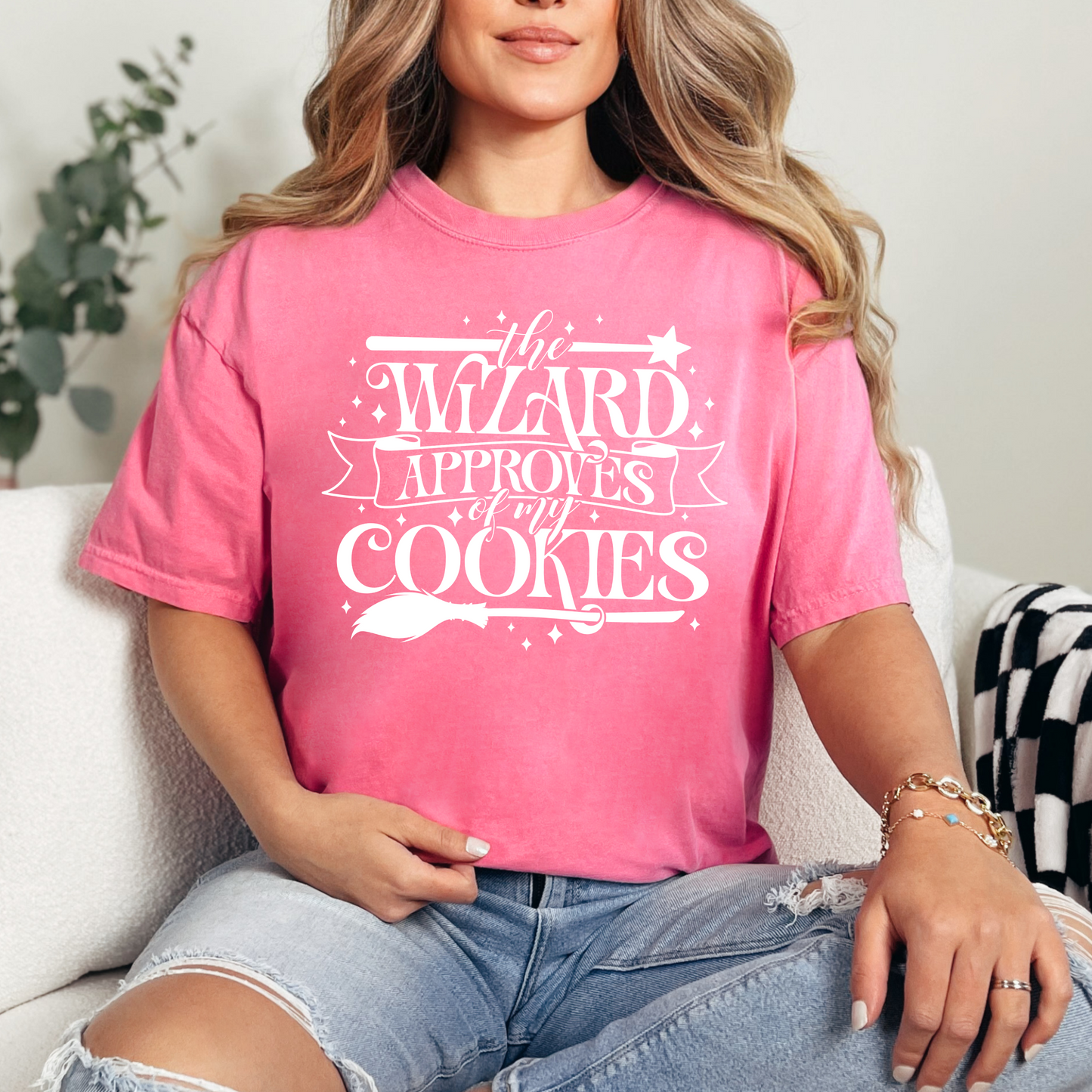 The Wizard Approves Of My Cookies  - T-Shirt