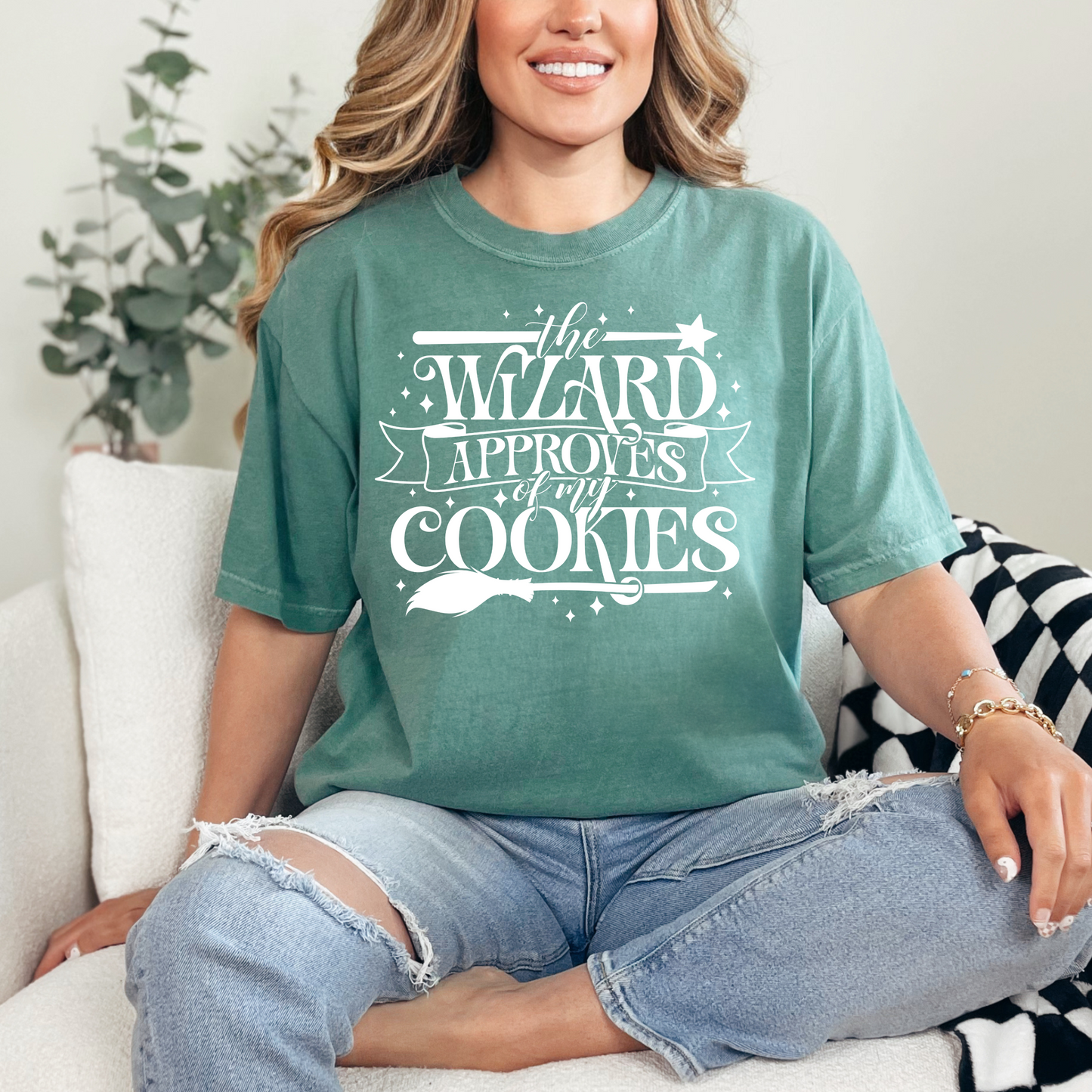 The Wizard Approves Of My Cookies  - T-Shirt