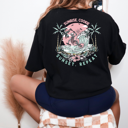 Surf Skelly [pocket & back design] - T-Shirt