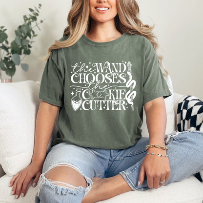 The Wand Chooses [White Design] - T-Shirt