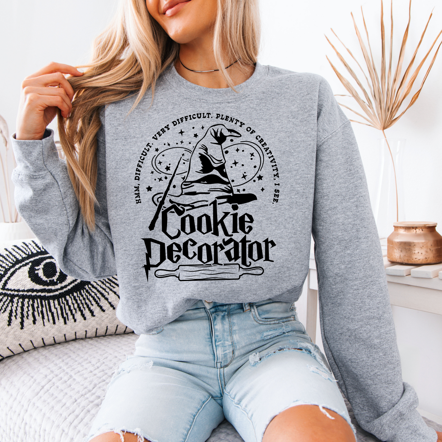Wizard Hat Cookie Decorator [Black Design] - Sweatshirt