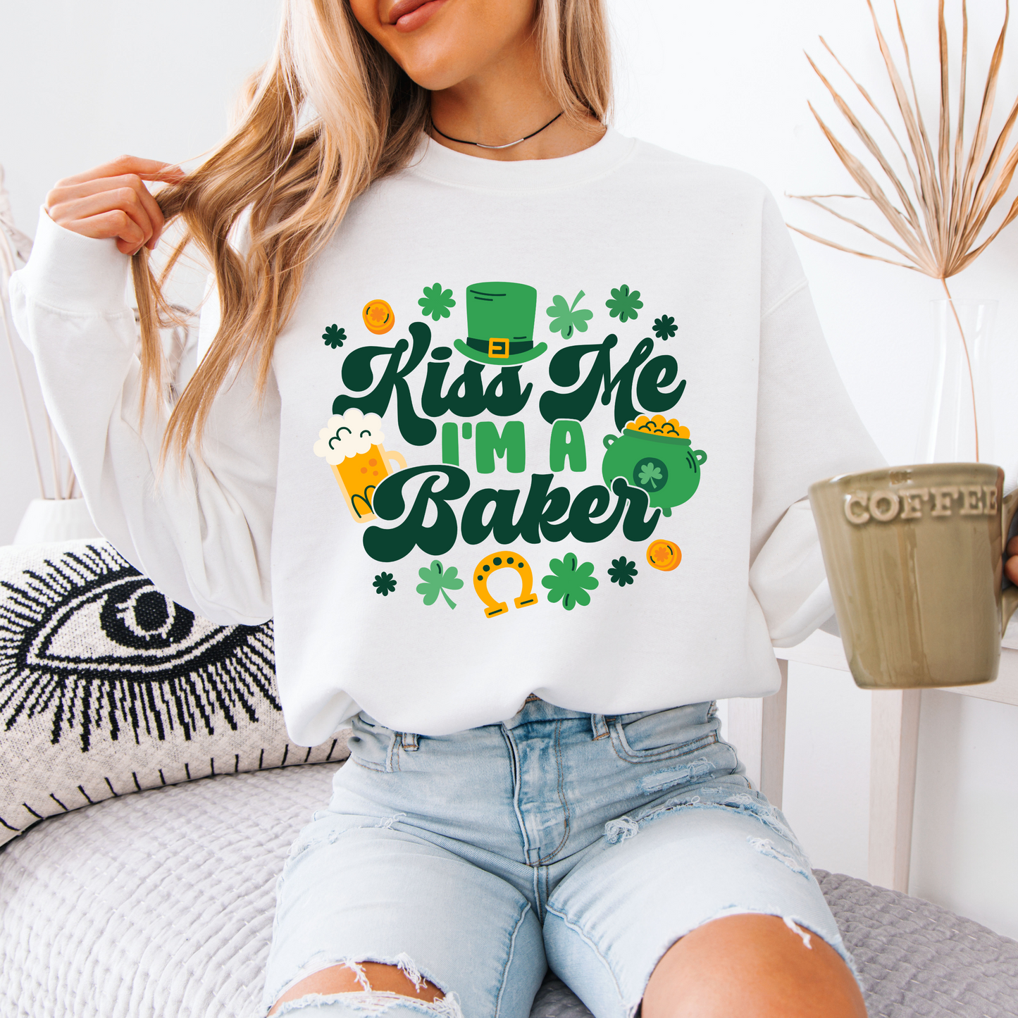 Kiss Me I'm A Baker - Sweatshirt