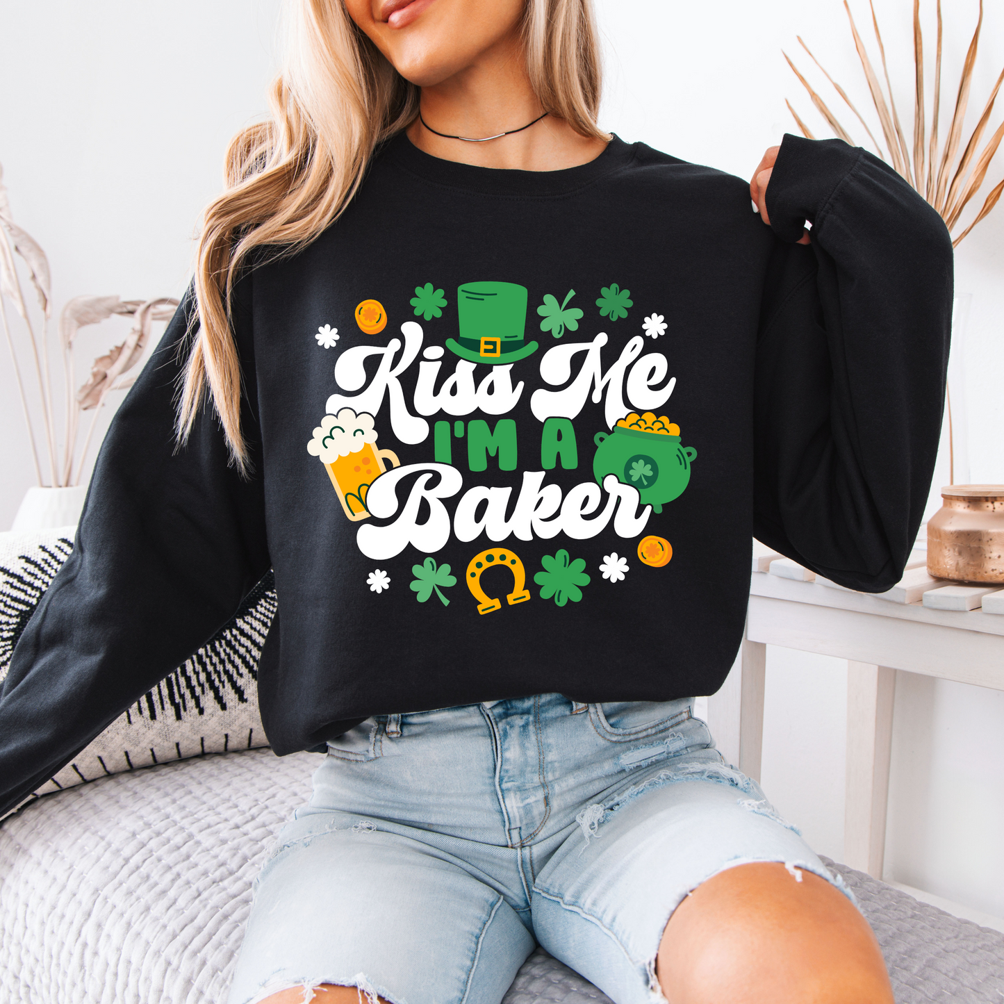 Kiss Me I'm A Baker - Sweatshirt
